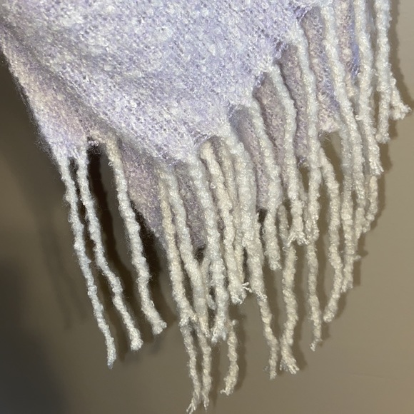 American Eagle Outfitters Oversized Scarf - Picture 3 of 5